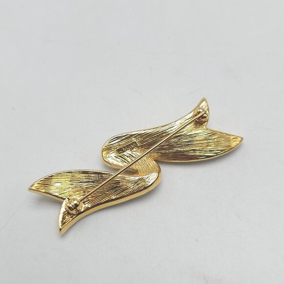 Vintage Monet Gold Tone Clear Rhinestone Bow Pin Brooch - Picture 3 of 5